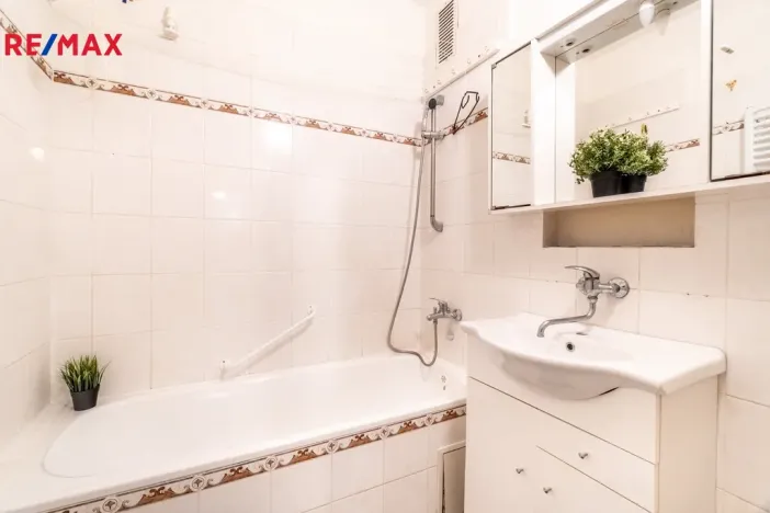 Prodej bytu 2+1, Praha - Krč, Kremličkova, 64 m2