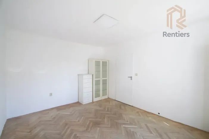 Prodej bytu 2+1, Hradec Králové, Bidlova, 65 m2