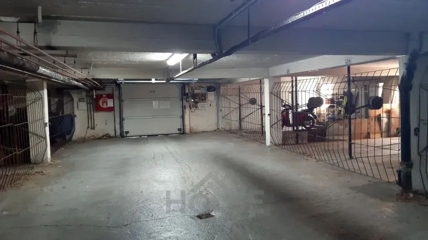 Prodej garáže, Praha - Michle, Jihlavská, 14 m2