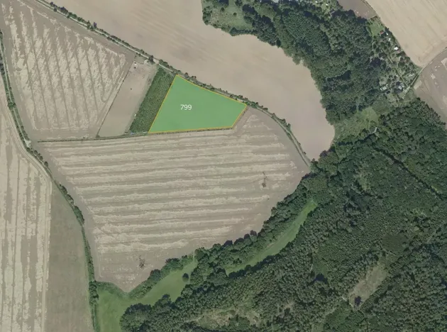 Prodej pole, Sluštice, 13691 m2