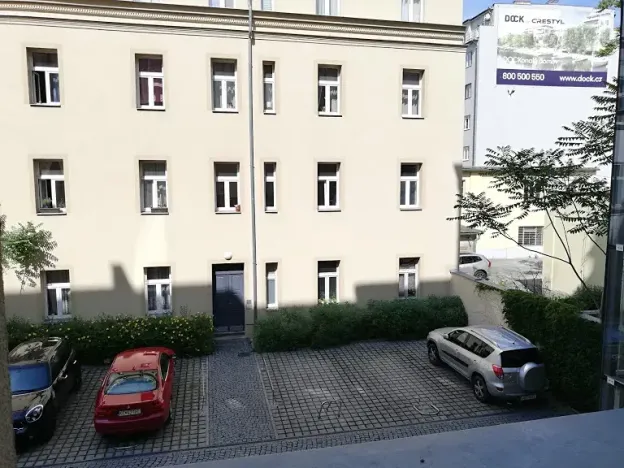 Pronájem bytu 2+kk, Praha - Holešovice, Na Maninách, 46 m2