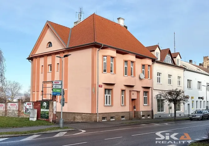 Prodej bytu 2+1, Louny, Husova, 76 m2