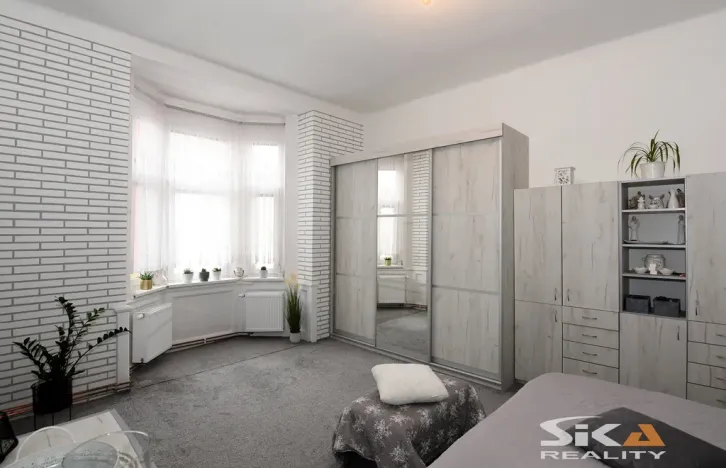 Prodej bytu 2+1, Louny, Husova, 76 m2