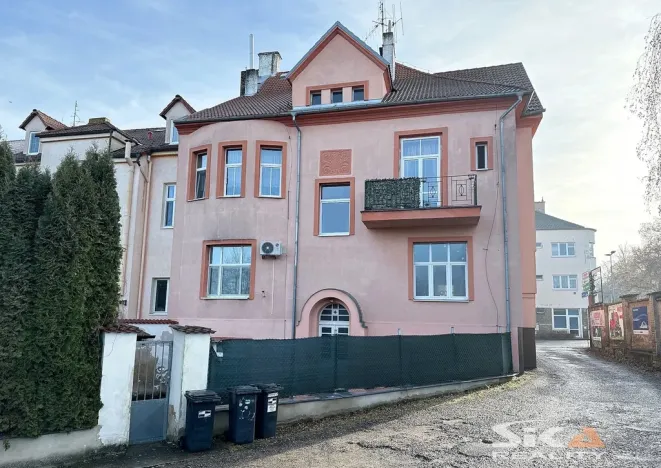 Prodej bytu 2+1, Louny, Husova, 76 m2