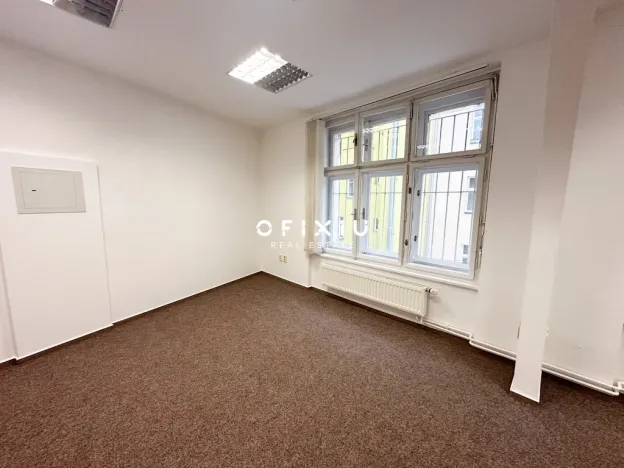 Pronájem kanceláře, Brno, Běhounská, 33 m2