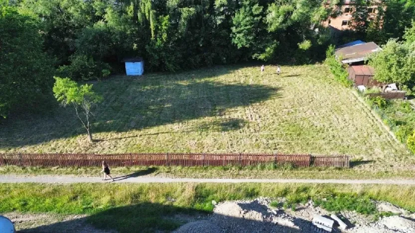 Prodej pozemku pro bydlení, Olšany, 1626 m2