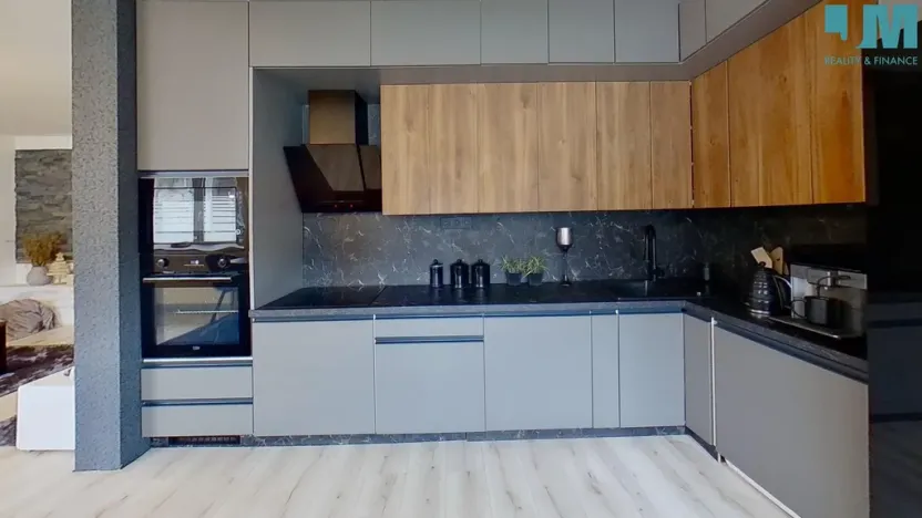 Prodej rodinného domu, Valeč, 130 m2