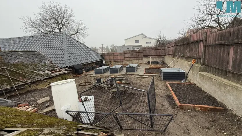 Prodej rodinného domu, Valeč, 130 m2