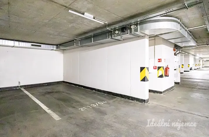 Pronájem bytu 1+kk, Praha - Vysočany, Poděbradská, 36 m2