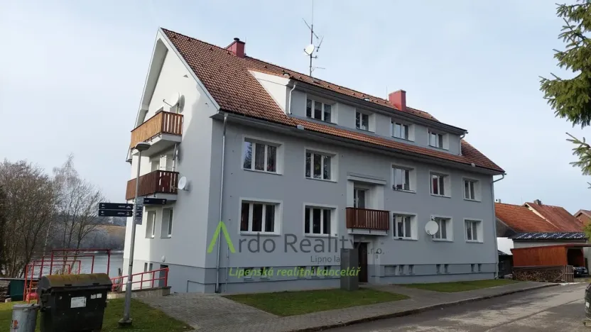 Prodej bytu 2+1, Frymburk, 56 m2