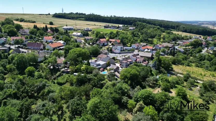 Prodej ubytování, Dobrovice, 500 m2