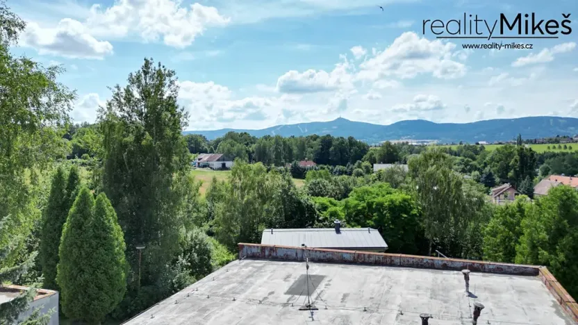 Prodej komerční nemovitosti, Liberec, Výletní, 1088 m2