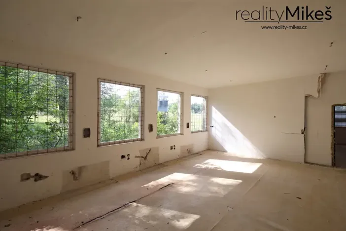 Prodej komerční nemovitosti, Liberec, Výletní, 1088 m2