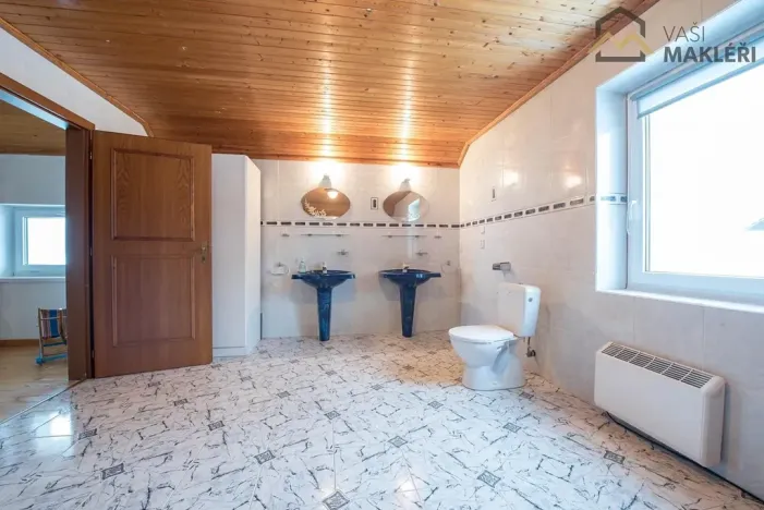 Prodej rodinného domu, Vlkanov, 280 m2