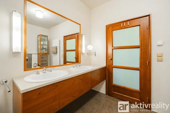 Pronájem bytu 5+kk, Praha - Vinohrady, Perucká, 180 m2