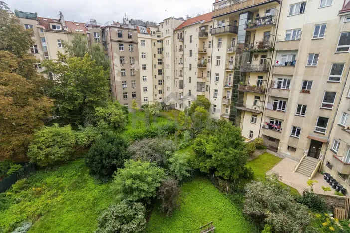Prodej bytu 2+kk, Praha - Dejvice, Kafkova, 56 m2