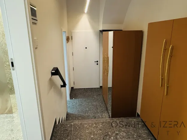 Pronájem bytu 2+kk, Praha - Nusle, Vrtbova, 49 m2