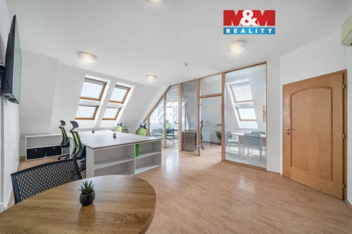 Pronájem kanceláře, Plzeň - Východní Předměstí, Slovanská, 73 m2