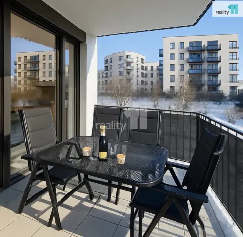 Pronájem bytu 3+kk, Praha - Vysočany, Ivana Hlinky, 95 m2