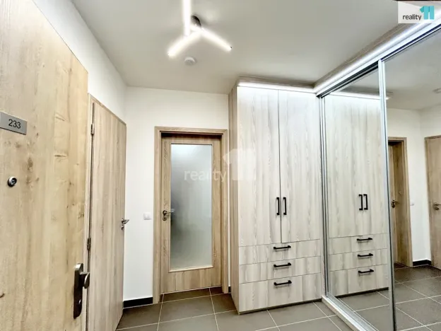 Pronájem bytu 3+kk, Praha - Vysočany, Ivana Hlinky, 95 m2