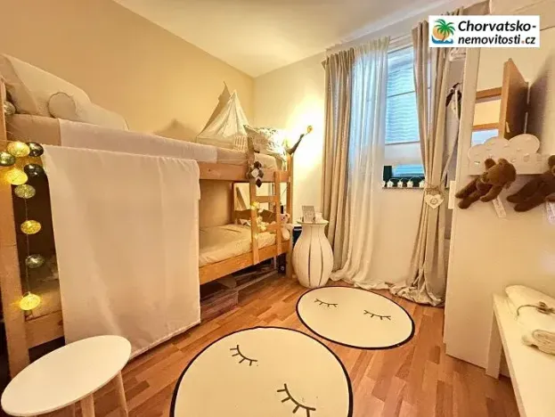 Prodej bytu 3+kk, Novalja, Chorvatsko, 51 m2