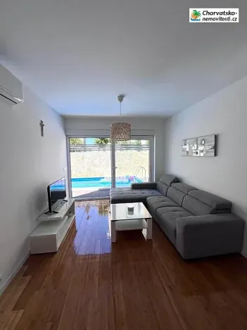 Prodej bytu 3+kk, Novalja, Chorvatsko, 76 m2