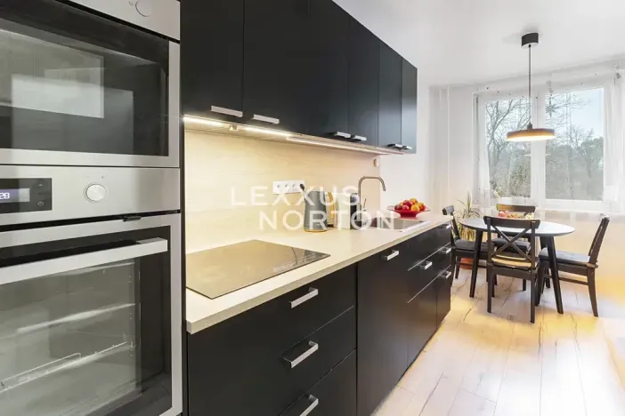 Prodej bytu 3+1, Praha - Modřany, Levského, 73 m2