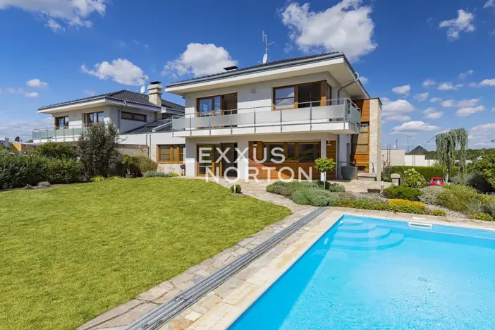 Pronájem rodinného domu, Praha - Břevnov, Rozdělovská, 360 m2