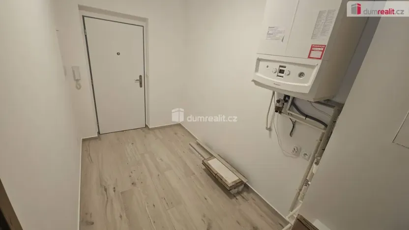 Pronájem bytu 2+kk, Kralupy nad Vltavou - Minice, Souběžná, 39 m2