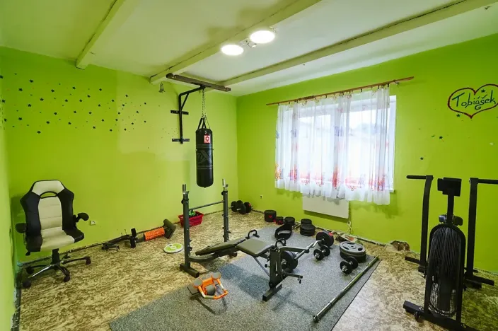 Prodej obchodního prostoru, Bruzovice, 773 m2