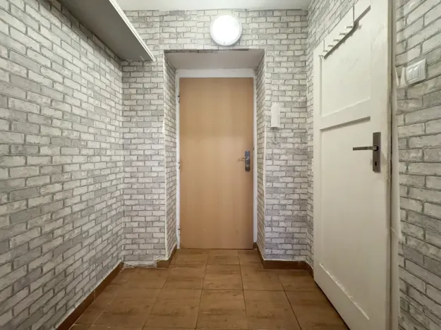 Pronájem bytu 1+1, Kladno - Kročehlavy, Vodárenská, 29 m2