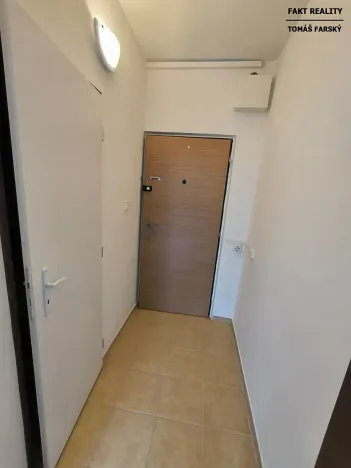 Pronájem bytu 1+kk, Děčín, Želenická, 25 m2