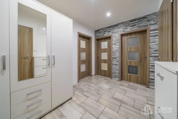 Prodej bytu 3+1, Sokolov, Spartakiádní, 69 m2