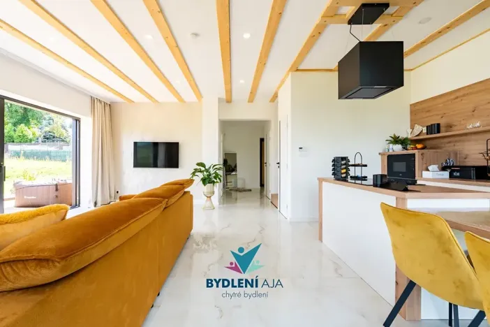 Prodej rodinného domu, Bystřany, 284 m2