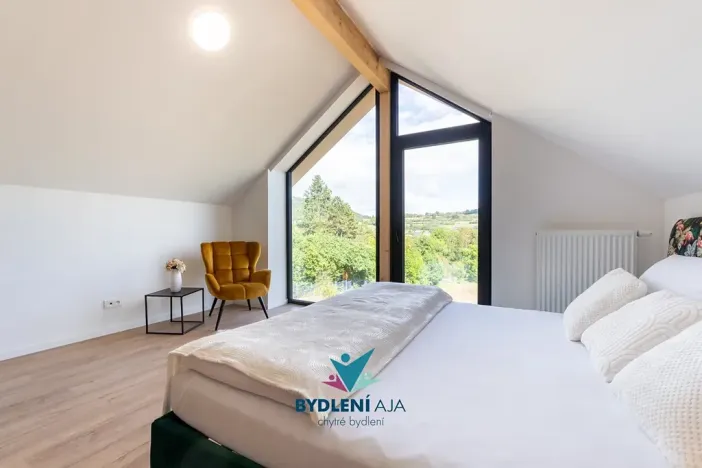 Prodej rodinného domu, Bystřany, 284 m2