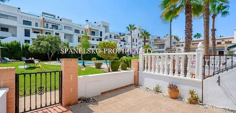 Prodej vily, Alicante, Španělsko, 87 m2