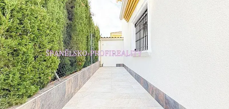 Prodej rodinného domu, Alicante, Španělsko, 105 m2