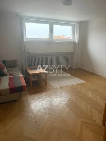 Prodej bytu 2+kk, Praha - Bubeneč, Lotyšská, 39 m2