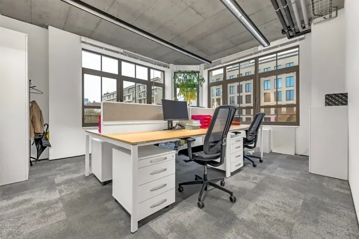 Pronájem kanceláře, Praha, 2200 m2