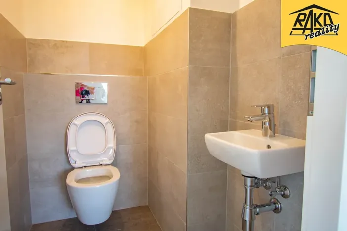 Prodej bytu 3+kk, Trutnov, Chodská, 84 m2