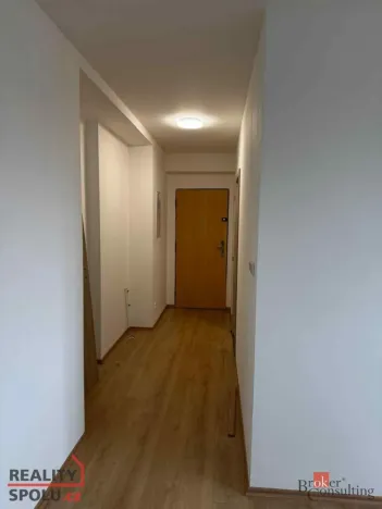 Pronájem bytu 3+1, Petrovice, 61 m2