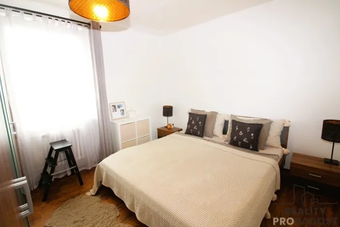 Prodej bytu 3+1, Znojmo, Dukelských bojovníků, 73 m2