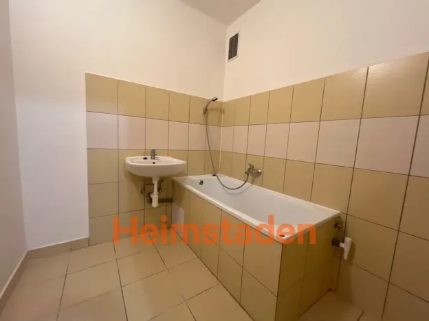 Pronájem bytu 2+1, Frýdek-Místek - Místek, Československé armády, 61 m2