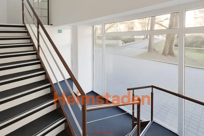 Pronájem obchodního prostoru, Havířov - Město, nám. Republiky, 72 m2