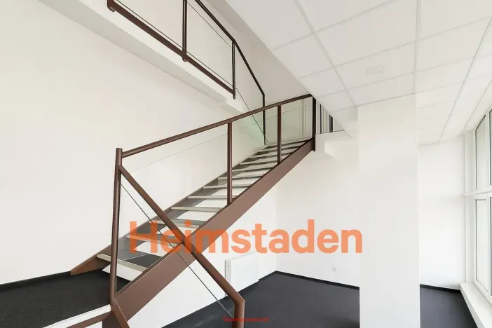 Pronájem obchodního prostoru, Havířov - Město, nám. Republiky, 72 m2