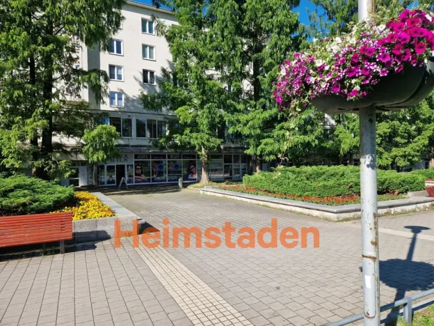 Pronájem kanceláře, Havířov - Město, nám. Republiky, 66 m2