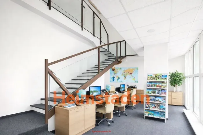 Pronájem kanceláře, Havířov - Město, nám. Republiky, 66 m2