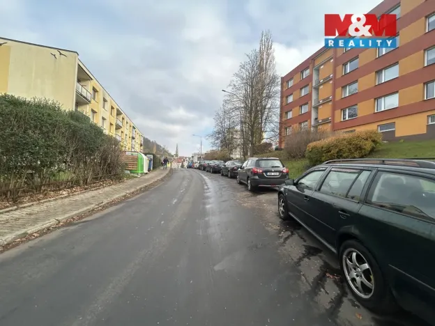 Pronájem bytu 1+1, Ústí nad Labem - Střekov, Tolstého, 37 m2