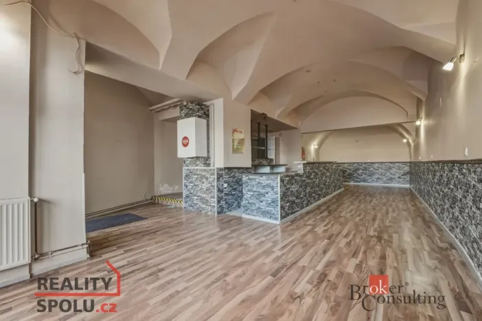 Prodej restaurace, Třebechovice pod Orebem, Masarykovo náměstí, 110 m2