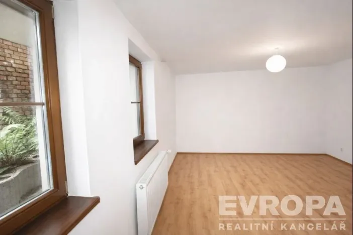 Prodej bytu 1+kk, Praha - Braník, Na vinohradu, 21 m2